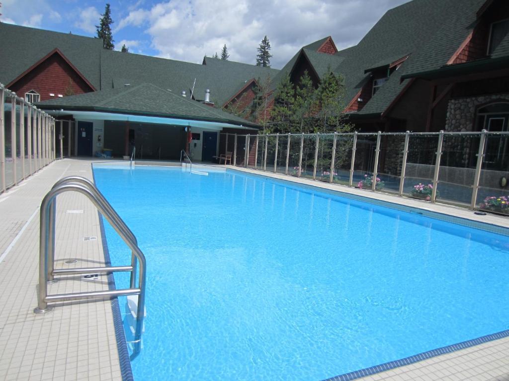 Mystic Springs Chalets & Hot Pools Canmore Exterior foto