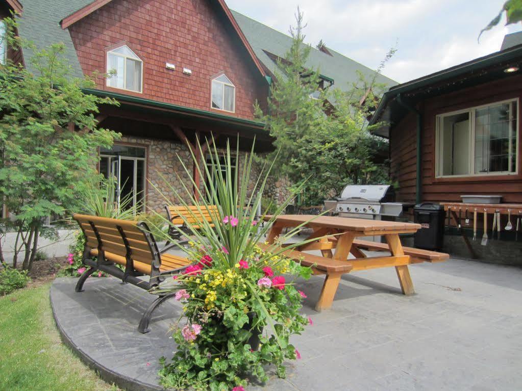 Mystic Springs Chalets & Hot Pools Canmore Exterior foto