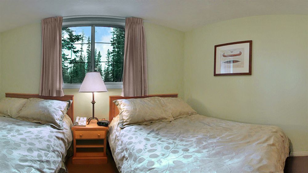 Mystic Springs Chalets & Hot Pools Canmore Exterior foto